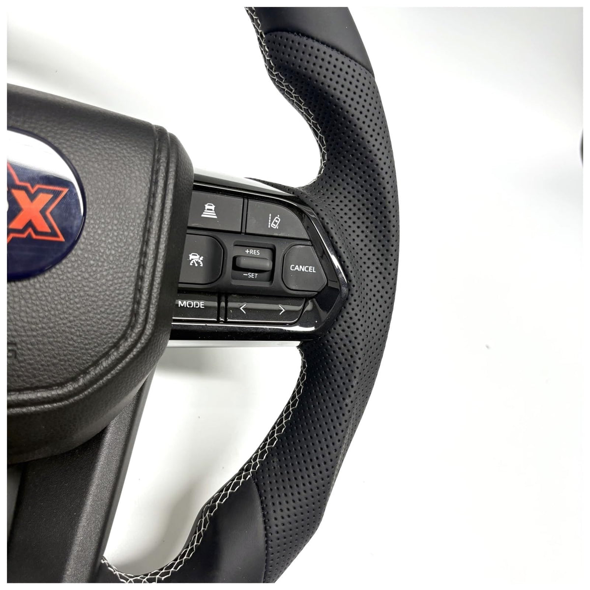 Full Leather Steering Wheel Compatible For Toyota Landcruiser 120 150 200 300 LC200 LC300 FJ120 FJ150 LC70 Fortuner 4 Runner Alphard