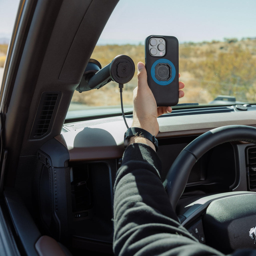 Heavy-Duty Magnetic Car Phone Mount With Charging