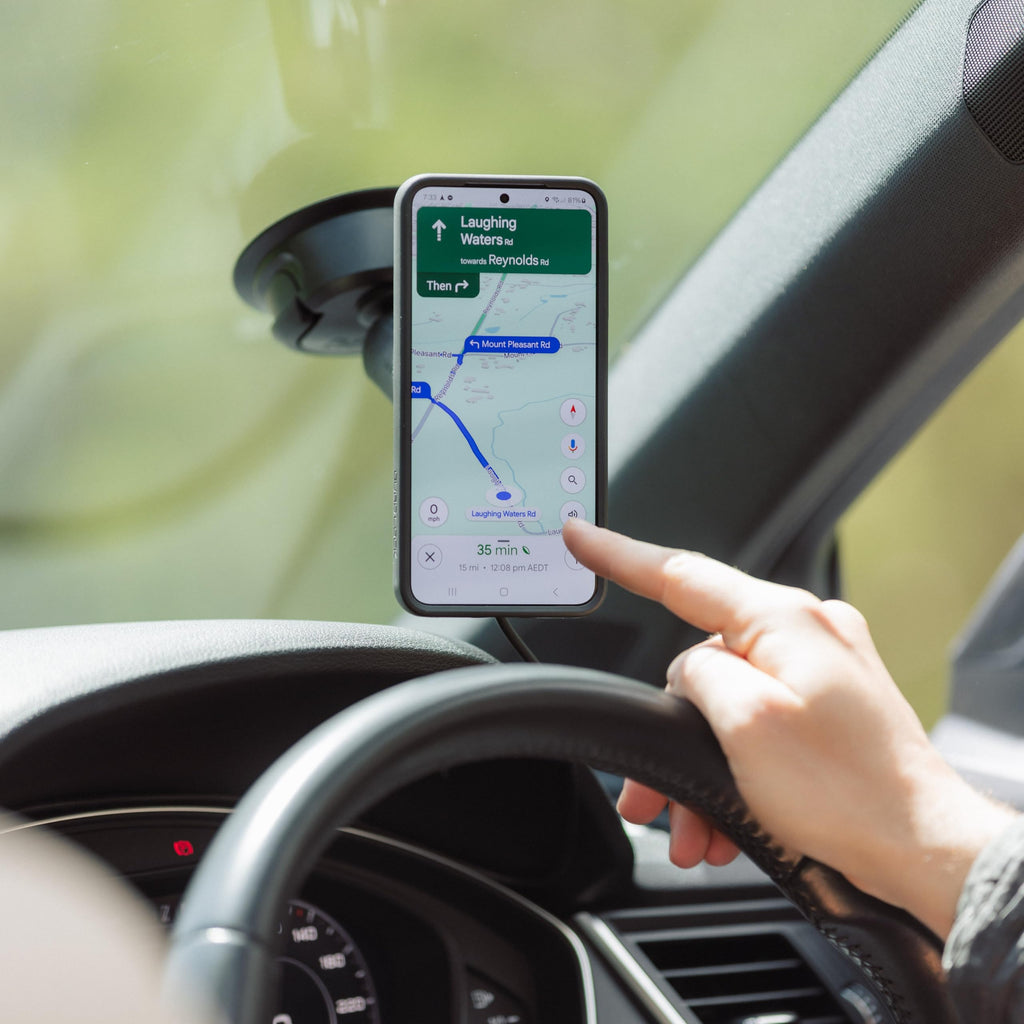 Heavy-Duty Magnetic Car Phone Mount With Charging