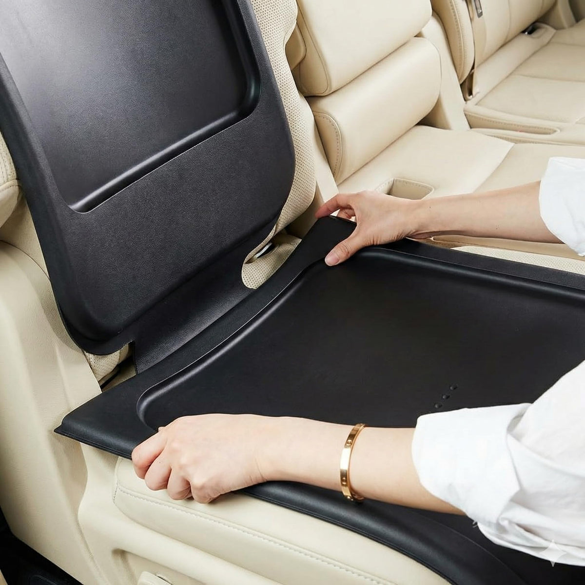 Silicone Car Seat Protector With Waterproof Coverage
