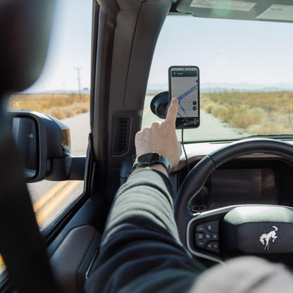 Heavy-Duty Magnetic Car Phone Mount With Charging